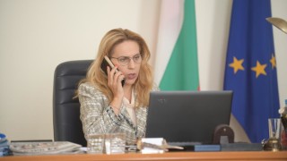 Вицепремиерът и министър на туризма Марияна Николова настоя единствено наличието