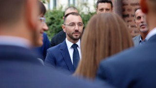 Антон Хекимян дългогодишният телевизионен водещ а в последните години и