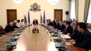 Служебният премиер Димитър Главчев проведе работна среща с представители на