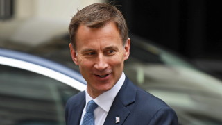 Британия зове Европа за съвместни морски действия срещу Иран