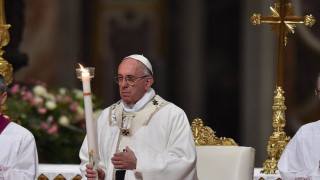 Папата Франсис изпрати телеграма в която изрази съболезнованията си за