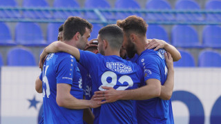 Спартак Варна се разделя по взаимно съгласие с пет от