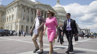 Обамакеър отново оцеля съобщи АП Едва 45 от сенаторите подкрепиха