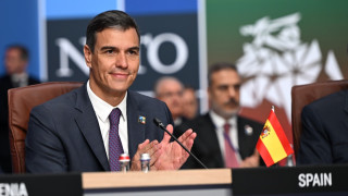 Испания обяви във вторник че ще допринесе за новия отбранителен