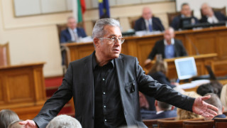 За първи път чувам и виждам премиер да се държи