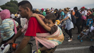 Мексико се опитва да спре мигрантския поток към САЩ