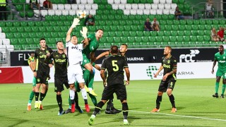 Лудогорец победи с много мъка Витоша с 2:0