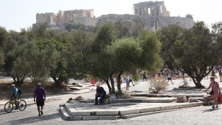Гърция ограничава часовете за посещения на древния туристически обект Акропол