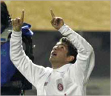 Милан поиска детето чудо Пато