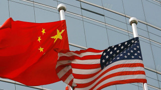 САЩ предупреди Китай да спре доставките на петрол за Северна