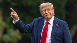 Американският президент Доналд Тръмп направи безпрецедентна стъпкаечер като се опита