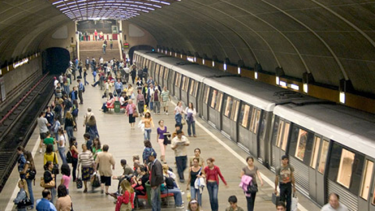 10-има пострадали при сблъсък на две мотриси в метрото на Букурещ