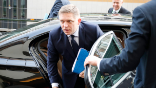 Мъжът който стреля по Роберт Фицо обяснил пред разследващите че