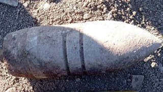 Откриха корозирал снаряд в изоставена сграда в Русе намираща се