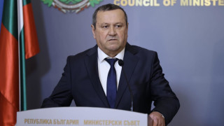 Бъдещото редовно правителство на Румен Радев следва да изработи дългосрочна