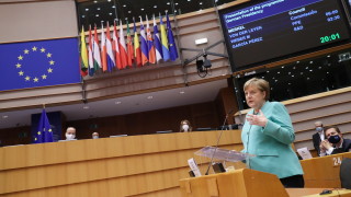 Канцлерът на Германия Ангела Меркел изложи визията си за по голямо обединение