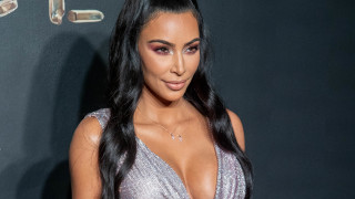 Ким Кардашиян отново скандализира