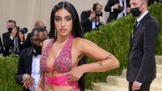 Лурдес Леон беше забелязана от Риана