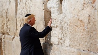 ЖП гара в Йерусалим ще носи името на Доналд Тръмп