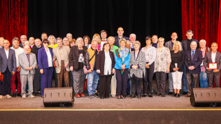 Министърът на младежта и спорта Весела Лечева награди 69 именити