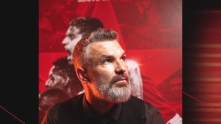 Новият треньор на ЦСКА с положителен баланс срещу мениджъра на Ман Юнайтед