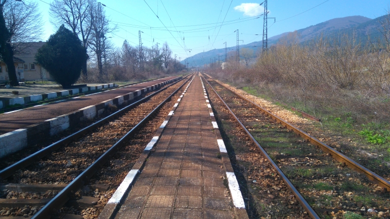 Огромен интерес към влака с парния локомотив Баба Меца до Черепиш  