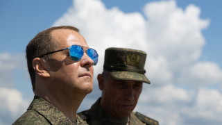 Дмитрий Медведев: "Българите с прибалтийците и другата второкласна тълпа"