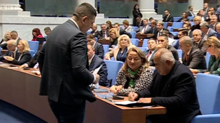 Борисов подкрепи с подпис ПП-ДБ за оставката на шефа на КПК