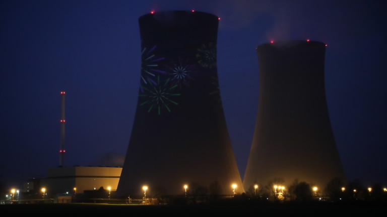 Германия няма да удължи експлоатацията на атомните си електроцентрали, както