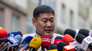 Премиерът на Монголия подаде оставка след като появили се в