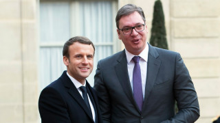 Вучич убеждава Макрон да посети Сърбия до края на годината