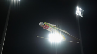 Владимир Зографски записа историческо за България класиране в ски скока В изключително тежките