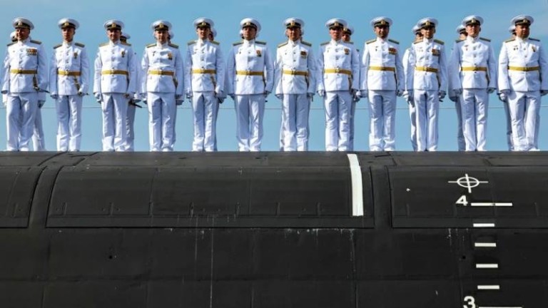 Кремъл отговори на Тръмп с атомната подводница "Хабаровск"