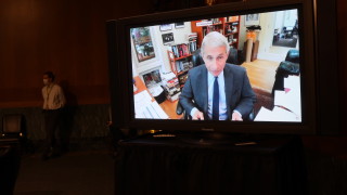 Топ специалистът на САЩ по инфекциозни заболявания Антъни Фаучи съобщи