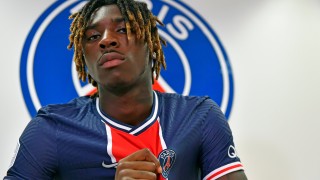 Пари Сен Жермен привлече в редиците си нападателя на Евертън