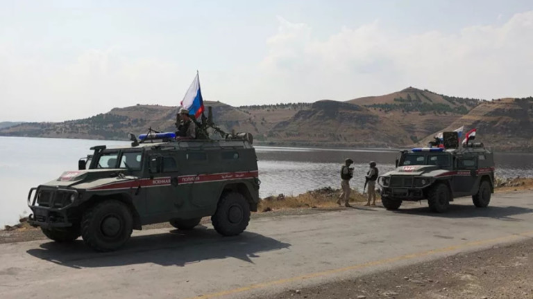 Руските сили започнаха да се разгръщат по границата между Турция