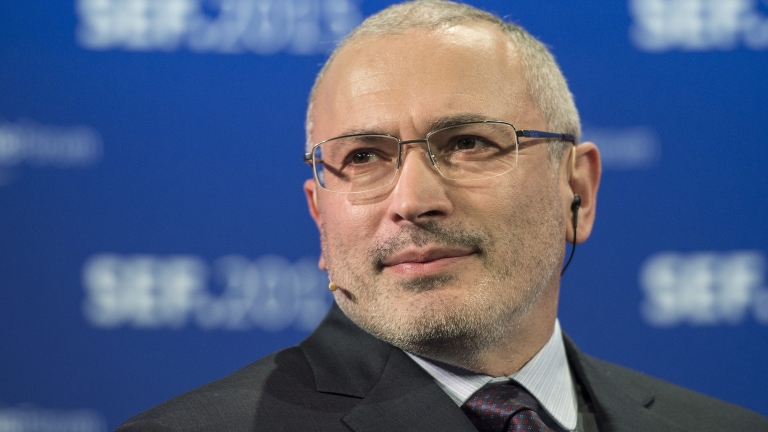 Интерпол отхвърли руска молба за задържане на Ходорковски