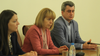 Прекратиха договора на фирма, надзиравала ремонта на столична улица