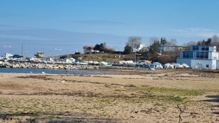 Ползване без правно основание на плаж Черноморец централен укриване на обороти