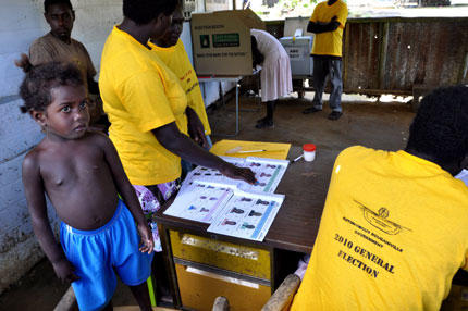 Първи свободни избори за президент в Гвинея 