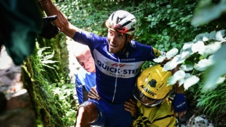 Филип Жилбер стана поредния колоездач, напуснал Тур дьо Франс 2018.