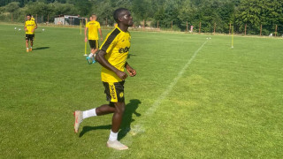 Миньор Перник и Чавдар Етрополе завършиха наравно 2 2 в контролна