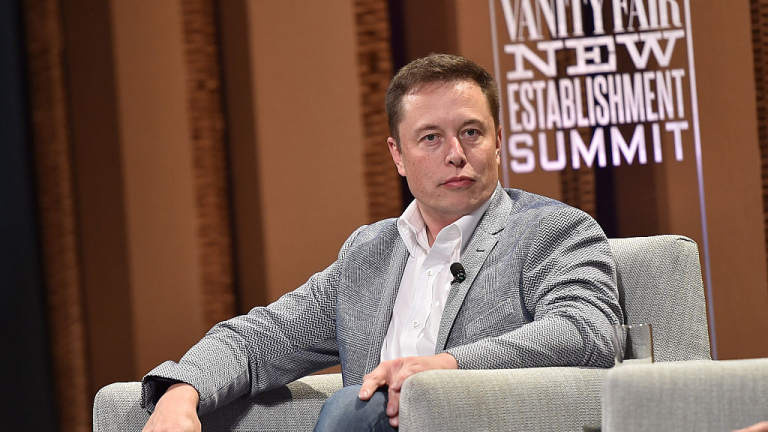 Илън Мъск иска да купи акции на Tesla за 20 милиона долара