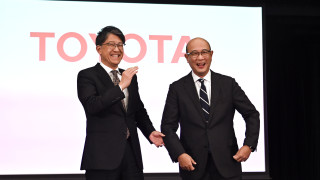 Toyota Motor обяви в петък неочаквана смяна на ръководството като