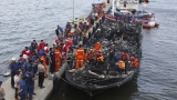 Пожар на ферибот отне живота на 23 души в Индонезия
