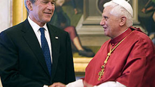 Буш и папата си говорят искрено