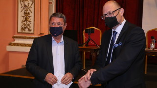 Неизбежно е придобиване на самолетите не са само въздухоплавателно