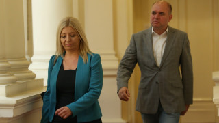 На заседание на парламентарната група на Демократична България предстои да