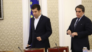 С "онче-бонче" да се избере председател на НС, предлага Асен Василев