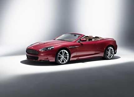 Aston Martin дръпна завесата на DBS Volante